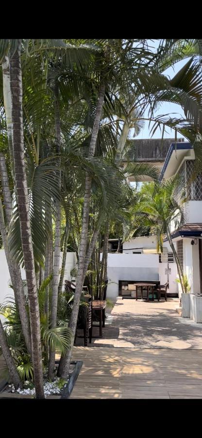The Aura Lonavala Villa Exteriör bild
